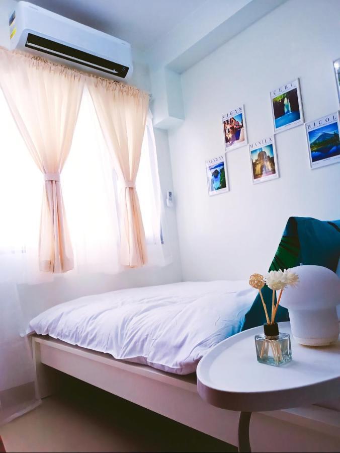 Shore 2 Residences 1Br Deluxe Room In Moa Complex Маніла Екстер'єр фото