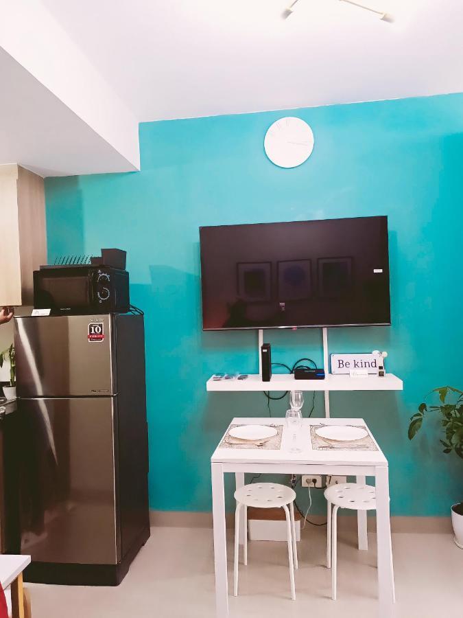 Shore 2 Residences 1Br Deluxe Room In Moa Complex Маніла Екстер'єр фото