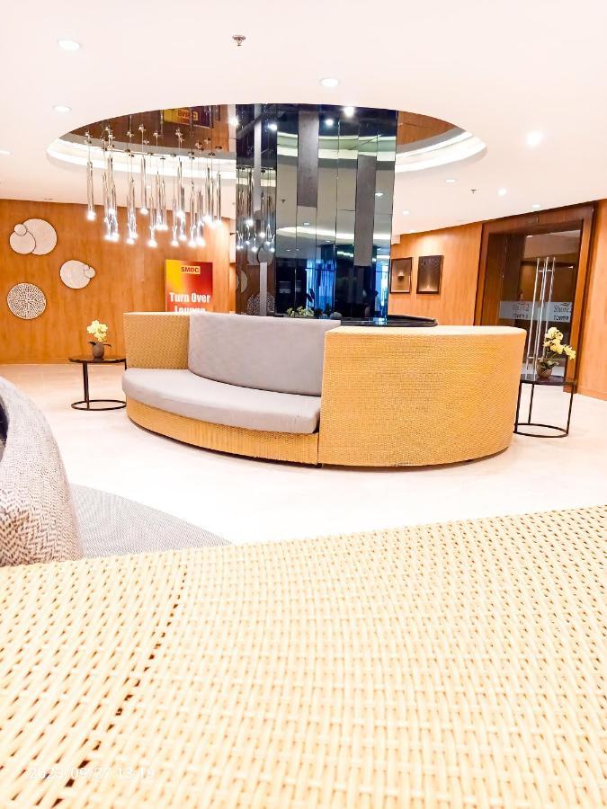 Shore 2 Residences 1Br Deluxe Room In Moa Complex Маніла Екстер'єр фото
