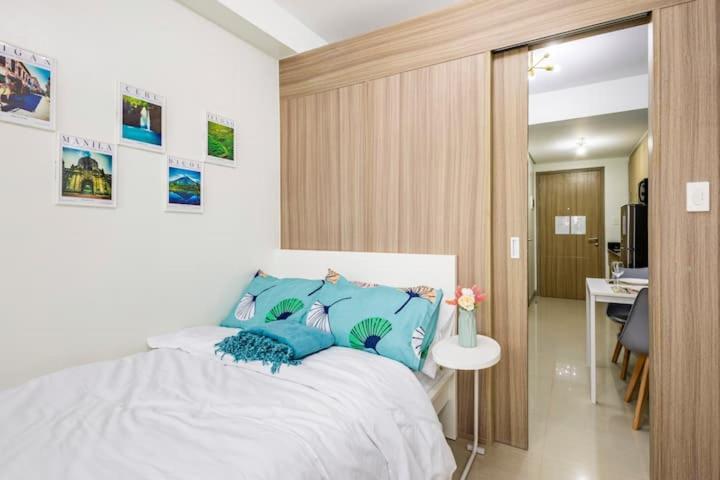 Shore 2 Residences 1Br Deluxe Room In Moa Complex Маніла Екстер'єр фото